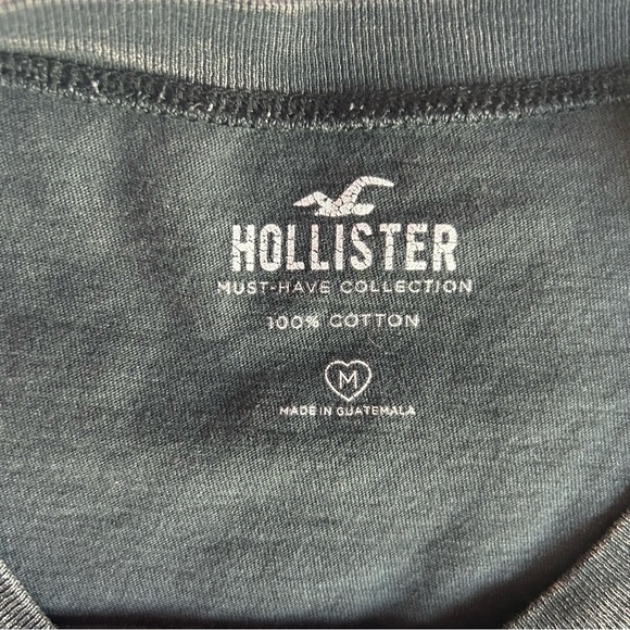 🚨Good Vibes Worldwide Hollister Crop-Top💜 - Picture 3 of 3